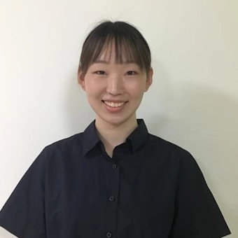 山﨑